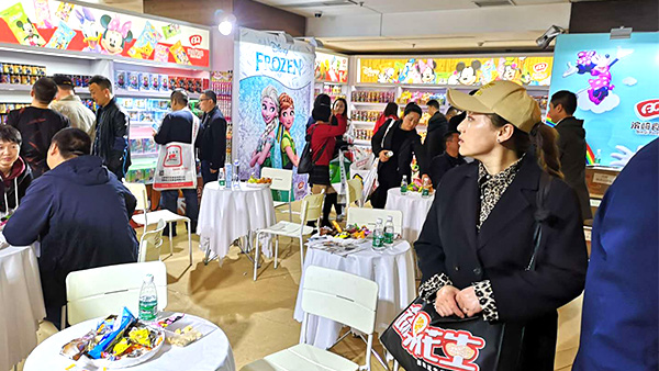 优胜客控股展会现场